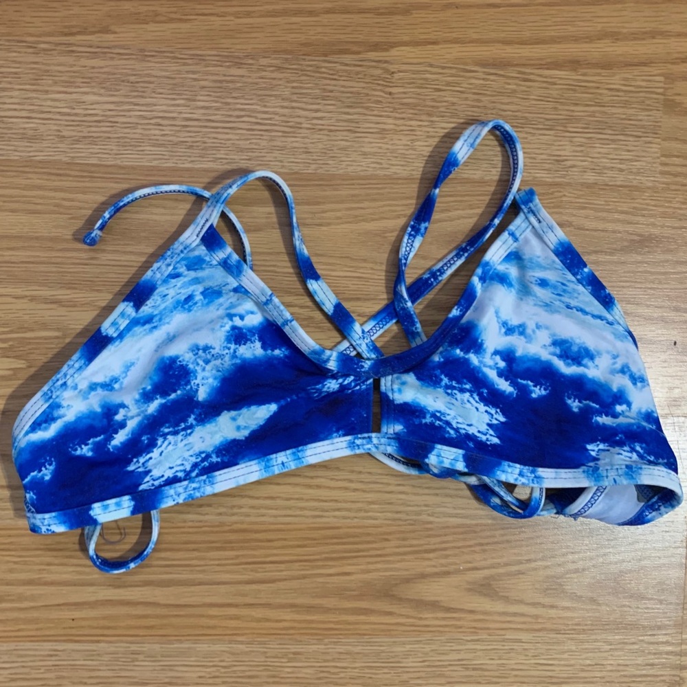 size medium jolyn vent top